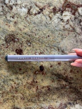 Fenty Beauty Lavender Eyeliner Pen - Soft Lilac